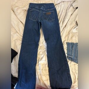 Wrangler Women's Classic Denim Jeans